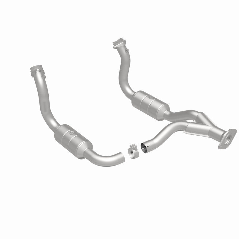 Magnaflow Conv DF 08-10 Ford F-250/F-250 SD/F-350/F-350 SD 5.4L/6.8L / F-450 SD 6.8L Y-Pipe Assembly-Catalytic Converter Direct Fit-Deviate Dezigns (DV8DZ9)