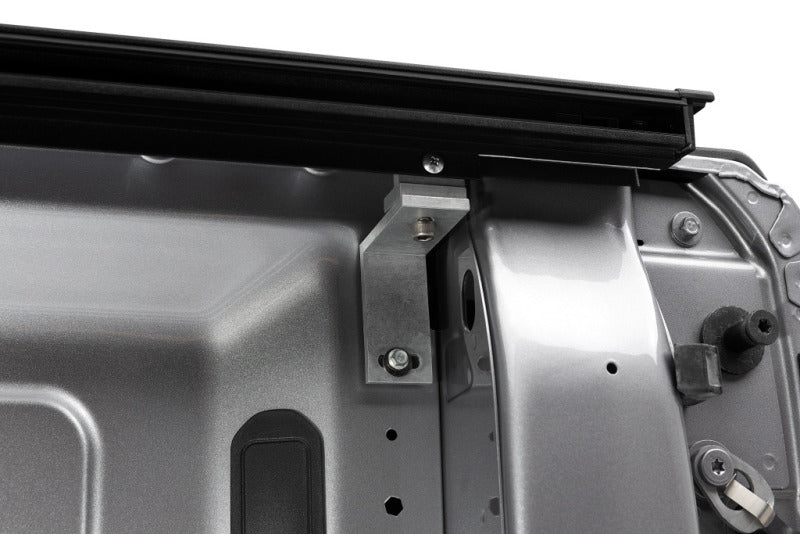 Roll-N-Lock 19-23 RAM 1500 w/o Swing Gate Tailgate SB 76.3in M-Series Retractable Tonneau Cover-Tonneau Covers - Retractable-Deviate Dezigns (DV8DZ9)