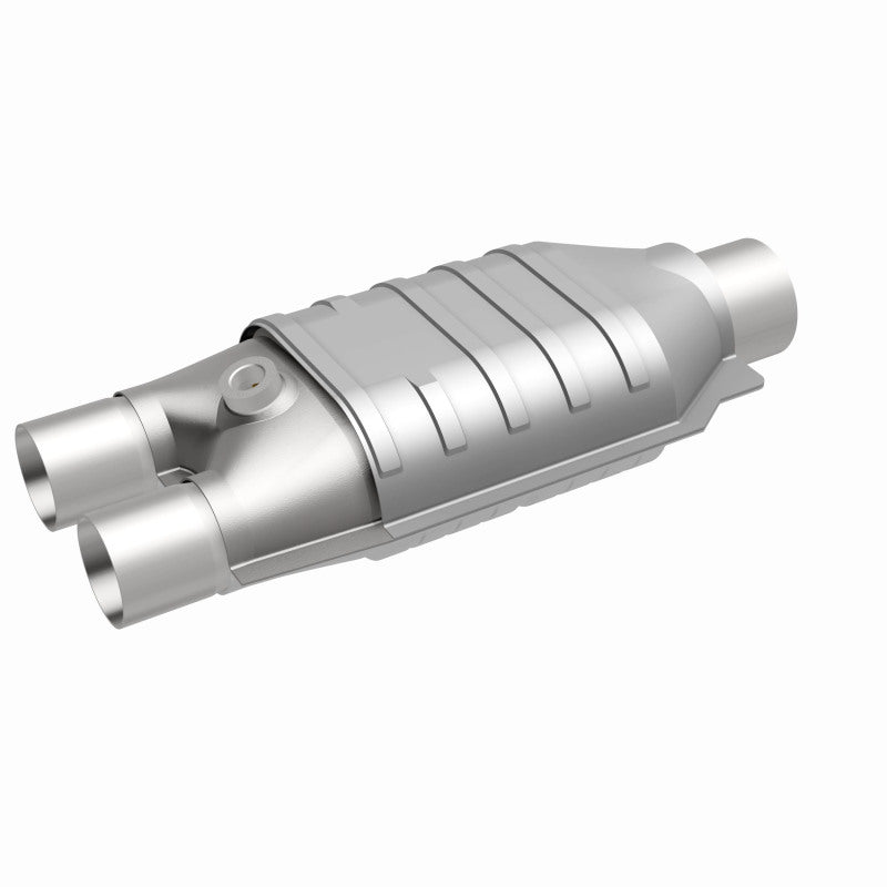 MagnaFlow Conv Univ 2/2.5 D/S Single O2 FED-Catalytic Converter Universal-Deviate Dezigns (DV8DZ9)