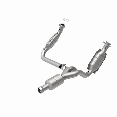 MagnaFlow Conv DF 09-13 Chevy Avalanche 5.3L-Catalytic Converter Direct Fit-Deviate Dezigns (DV8DZ9)