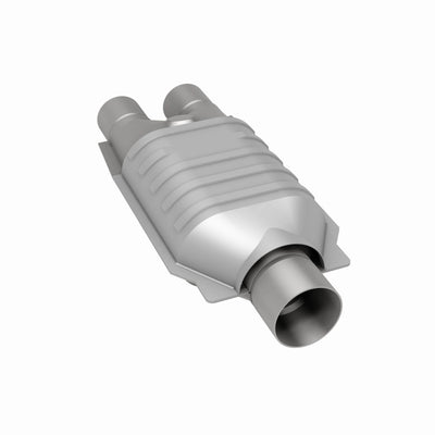 MagnaFlow Conv Univ 2.5/2 S/D FED-Catalytic Converter Universal-Deviate Dezigns (DV8DZ9)