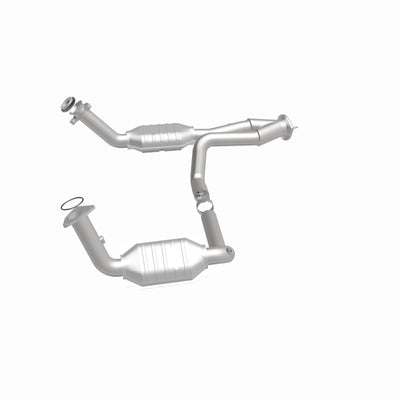 MagnaFlow Conv DF 02-06 Cadillac Escalade / 02-06 Chevy Avalanche 5.3L Dual Conv Y-Pipe Assembly 2WD-Catalytic Converter Direct Fit-Deviate Dezigns (DV8DZ9)