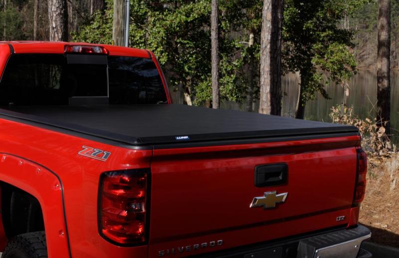 Lund 15-18 Ford F-150 Styleside (5.5ft. Bed) Hard Fold Tonneau Cover - Black-Tonneau Covers - Hard Fold-Deviate Dezigns (DV8DZ9)