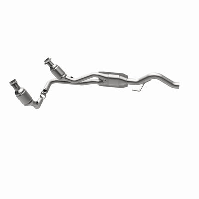 MagnaFlow Conv DF 00-03 Dodge Dakota 4.7L 4WD (49 State)-Catalytic Converter Direct Fit-Deviate Dezigns (DV8DZ9)