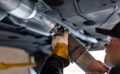 MagnaFlow Conv Universal 3 inch OEM-Catalytic Converter Universal-Deviate Dezigns (DV8DZ9)
