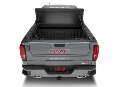 Extang 2020 Chevy/GMC Silverado/Sierra (6 ft 9 in) 2500HD/3500HD Xceed-Tonneau Covers - Hard Fold-Deviate Dezigns (DV8DZ9)