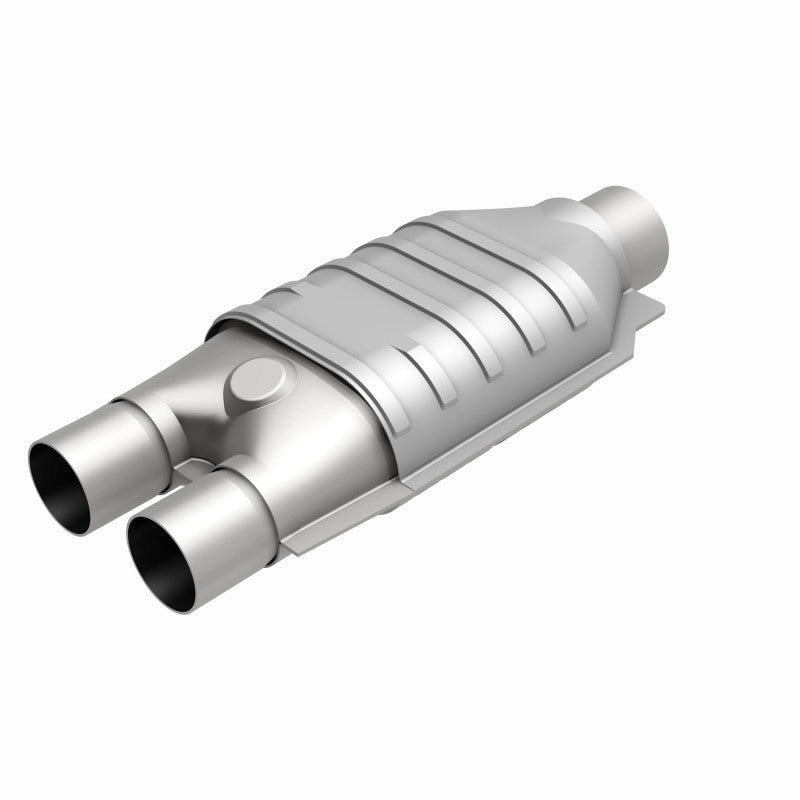 MagnaFlow Conv Univ 2.5/2 S/D FED-Catalytic Converter Universal-Deviate Dezigns (DV8DZ9)