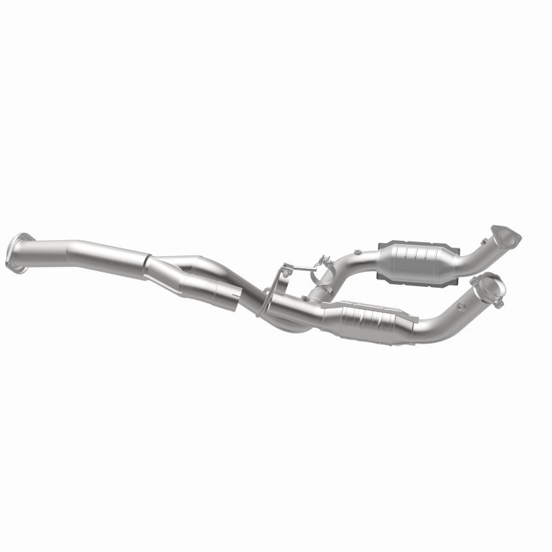 MagnaFlow Conv Direct Fit 11-16 Chevrolet Silverado 2500HD/3500HD / GMC Sierra 2500HD/3500HD-Catalytic Converter Direct Fit-Deviate Dezigns (DV8DZ9)