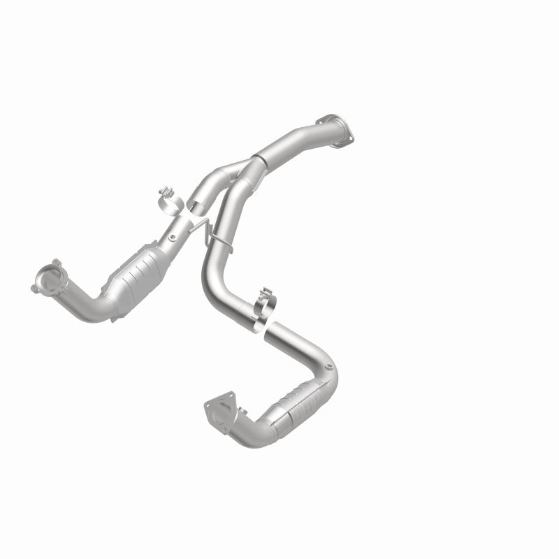 MagnaFlow Conv Direct Fit 11-16 Chevrolet Silverado 2500HD/3500HD / GMC Sierra 2500HD/3500HD-Catalytic Converter Direct Fit-Deviate Dezigns (DV8DZ9)