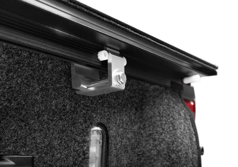 Retrax 21-22 Ford F-150 Super Crew/Super Cab (Incl. 2022 Lightning) 5.5ft Bed RetraxPRO MX-Retractable Bed Covers-Deviate Dezigns (DV8DZ9)