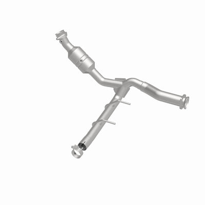 Magnaflow Conv DF 2011-2014 F-150 5.0L Underbody-Catalytic Converter Direct Fit-Deviate Dezigns (DV8DZ9)