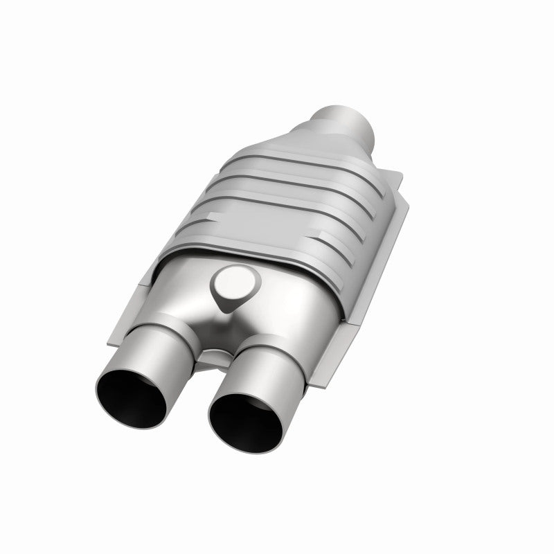 MagnaFlow Conv Univ 2.5/2 S/D FED-Catalytic Converter Universal-Deviate Dezigns (DV8DZ9)