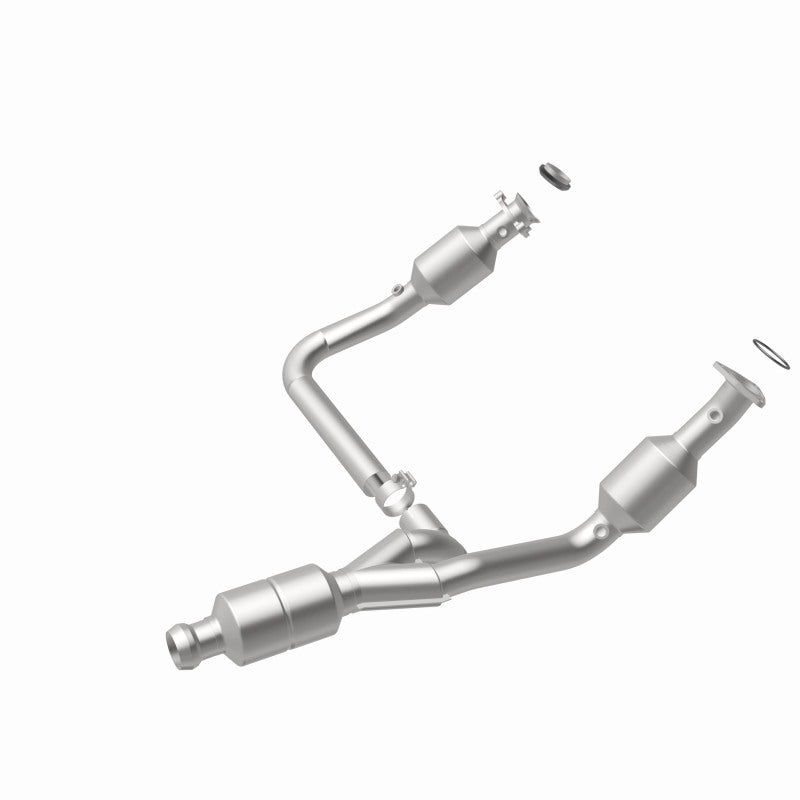 MagnaFlow Conv Direct Fit 14-16 GMC Sierra 1500 V6 4.3L-Catalytic Converter Direct Fit-Deviate Dezigns (DV8DZ9)