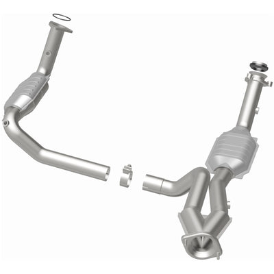 MagnaFlow Conv DF 02-06 Cadillac Escalade / 02-06 Chevy Avalanche 5.3L Dual Conv Y-Pipe Assembly 2WD-Catalytic Converter Direct Fit-Deviate Dezigns (DV8DZ9)