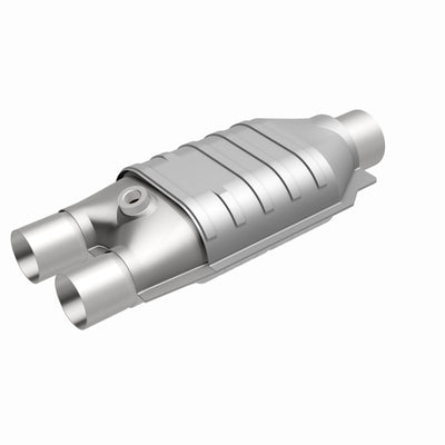 MagnaFlow Conv Univ 2/2.5 D/S Single O2 FED-Catalytic Converter Universal-Deviate Dezigns (DV8DZ9)