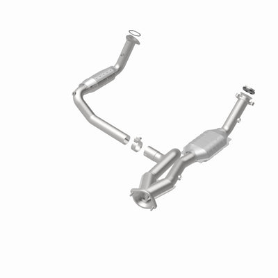 MagnaFlow Conv DF 02-06 Cadillac Escalade / 02-06 Chevy Avalanche 5.3L Dual Conv Y-Pipe Assembly 2WD-Catalytic Converter Direct Fit-Deviate Dezigns (DV8DZ9)