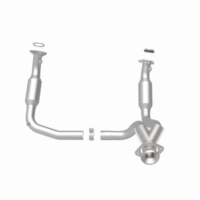 Magnaflow 09-10 Cadillac Escalade 6.2L Direct Fit Converter-Catalytic Converter Direct Fit-Deviate Dezigns (DV8DZ9)