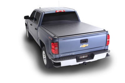 Truxedo 14-18 GMC Sierra & Chevrolet Silverado 1500 5ft 8in Lo Pro Bed Cover-Bed Covers - Roll Up-Deviate Dezigns (DV8DZ9)