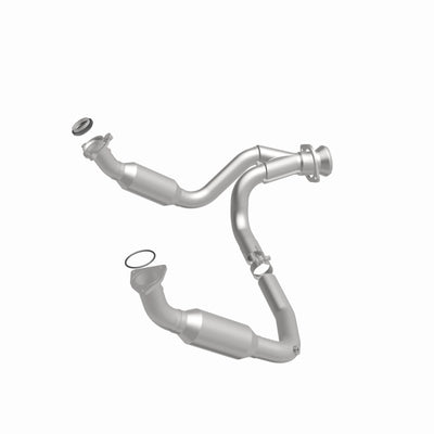 Magnaflow 09-10 Cadillac Escalade 6.2L Direct Fit Converter-Catalytic Converter Direct Fit-Deviate Dezigns (DV8DZ9)