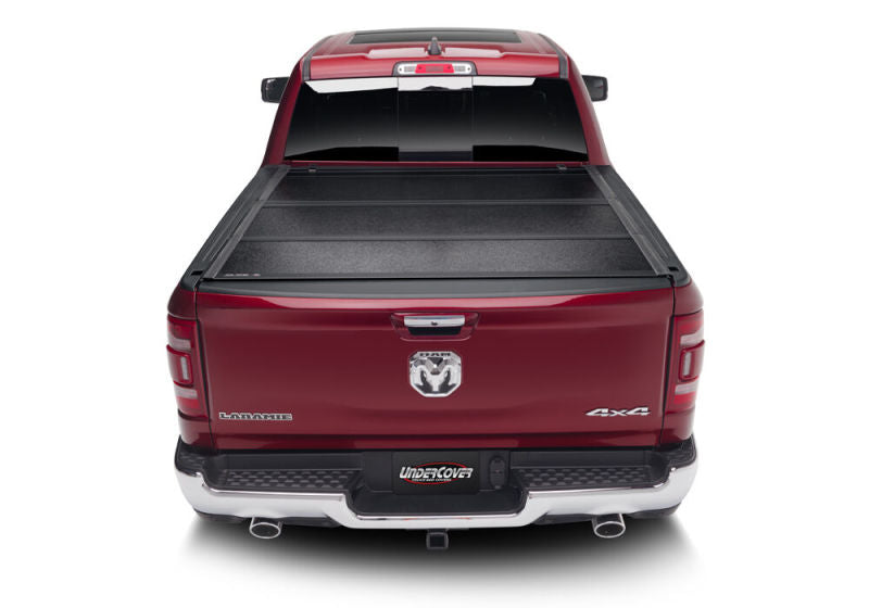 UnderCover 19-20 Ram 1500 5.7ft Flex Bed Cover-Bed Covers - Folding-Deviate Dezigns (DV8DZ9)