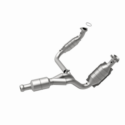 MagnaFlow Conv DF 09-13 Chevy Avalanche 5.3L-Catalytic Converter Direct Fit-Deviate Dezigns (DV8DZ9)