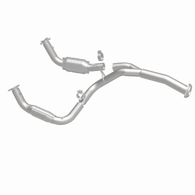 MagnaFlow Conv Direct Fit 11-16 Chevrolet Silverado 2500HD/3500HD / GMC Sierra 2500HD/3500HD-Catalytic Converter Direct Fit-Deviate Dezigns (DV8DZ9)