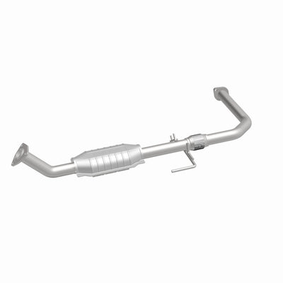 MagnaFlow Conv DF 00-04 Toyota Tundra V8 4.7L Gas-Catalytic Converter Direct Fit-Deviate Dezigns (DV8DZ9)