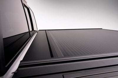 Retrax 07-up Tundra CrewMax 5.5ft Bed RetraxONE MX-Retractable Bed Covers-Deviate Dezigns (DV8DZ9)
