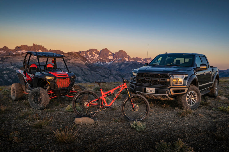Fox 20+ GM 2500/3500 HD 2.0 Performance Series IFP Rear Shock 1.5-3in Lift-Shocks and Struts-Deviate Dezigns (DV8DZ9)