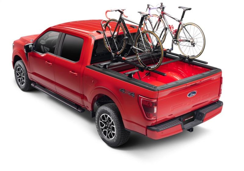 Roll-N-Lock 14-18 Chevrolet Silverado 1500 (69.3in. Bed) A-Series XT Retractable Tonneau Cover-Tonneau Covers - Retractable-Deviate Dezigns (DV8DZ9)