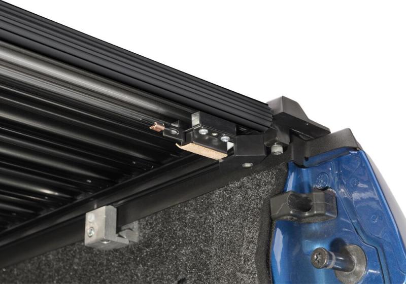Retrax 17-22 Ford F-250/F-350 Super Duty (Short Bed) Retrax IX-Retractable Bed Covers-Deviate Dezigns (DV8DZ9)