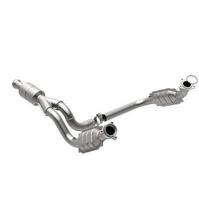 MagnaFlow Conv DF 09-13 Chevy Avalanche 5.3L-Catalytic Converter Direct Fit-Deviate Dezigns (DV8DZ9)