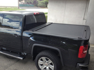 Roll-N-Lock 2019 Chevrolet Silverado 1500 72.5in Bed M-Series Retractable Tonneau Cover-Tonneau Covers - Retractable-Deviate Dezigns (DV8DZ9)