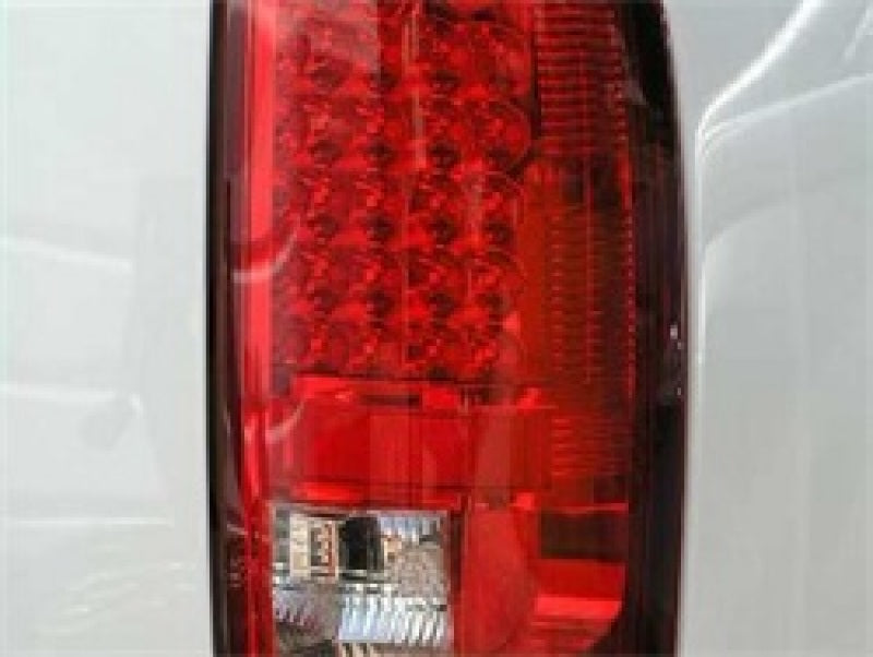 Spyder Dodge Ram 02-06 1500/Ram 2500/3500 03-06 LED Tail Light Red Clear ALT-YD-DRAM02-LED-RC-Tail Lights-Deviate Dezigns (DV8DZ9)