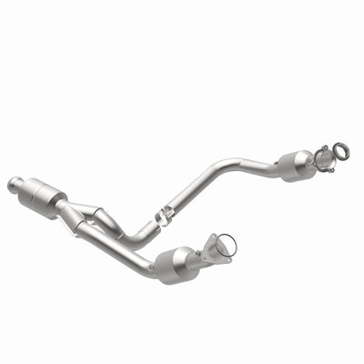 MagnaFlow Conv Direct Fit 14-16 GMC Sierra 1500 V6 4.3L-Catalytic Converter Direct Fit-Deviate Dezigns (DV8DZ9)