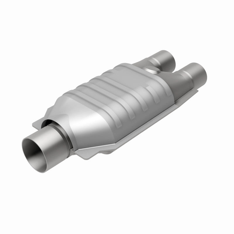 MagnaFlow Conv Univ 2.5/2 S/D FED-Catalytic Converter Universal-Deviate Dezigns (DV8DZ9)