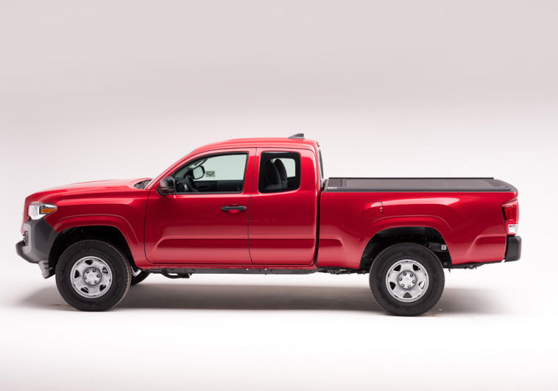 Retrax 07-up Tundra CrewMax 5.5ft Bed RetraxONE MX-Retractable Bed Covers-Deviate Dezigns (DV8DZ9)